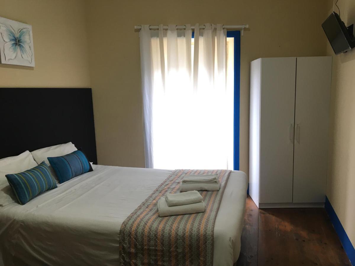 Aveiro Train Guesthouse מראה חיצוני תמונה