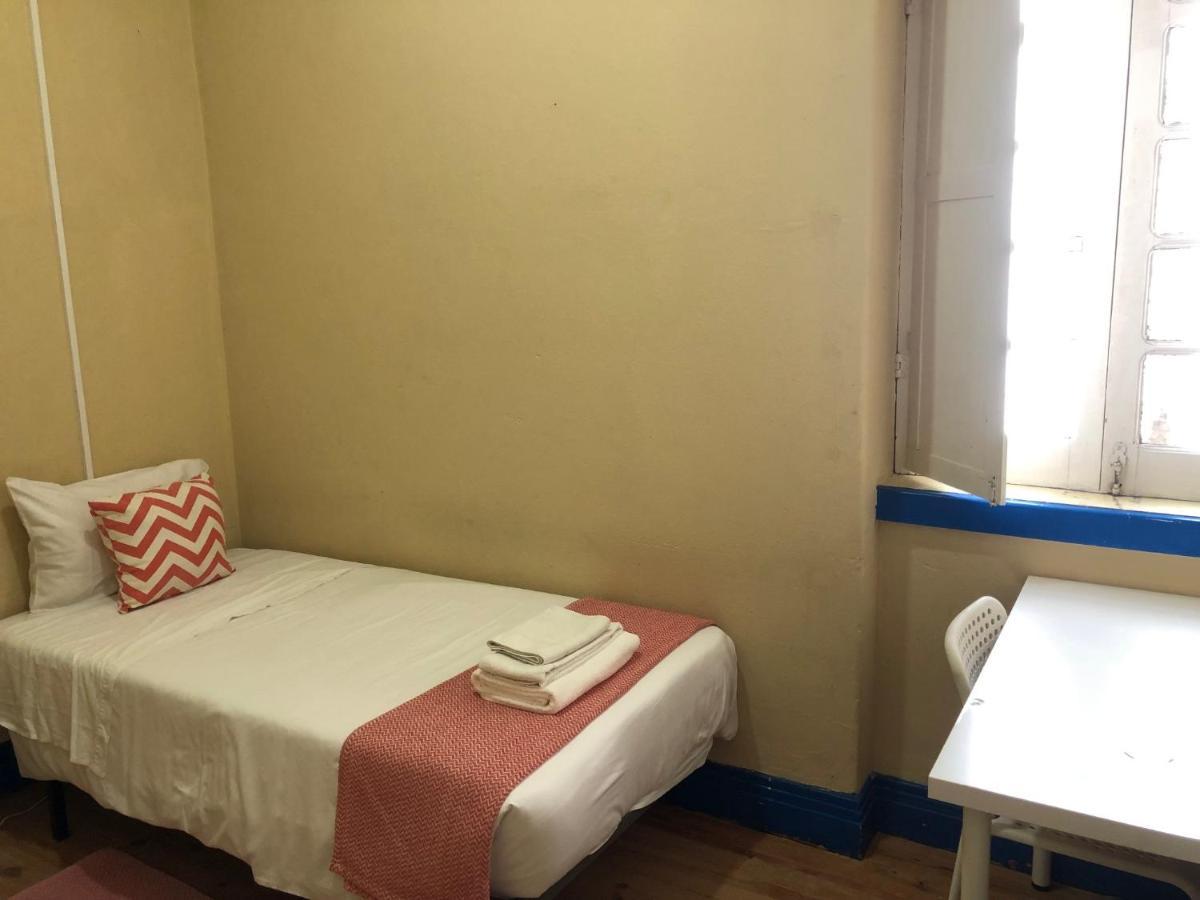 Aveiro Train Guesthouse מראה חיצוני תמונה